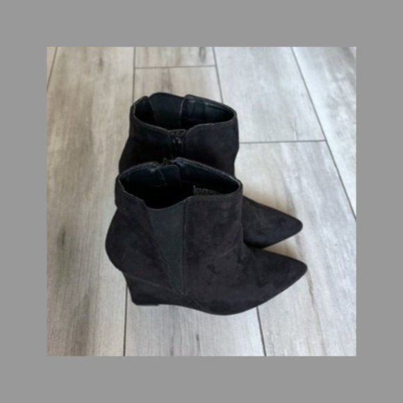 Mossimo heeled wedge black women's bootie SIZE 8 - Picture 3 of 3
